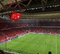 必一体育官方网站-客场连胜增添信心主场争议抬高调查(客场惨败)  第2张